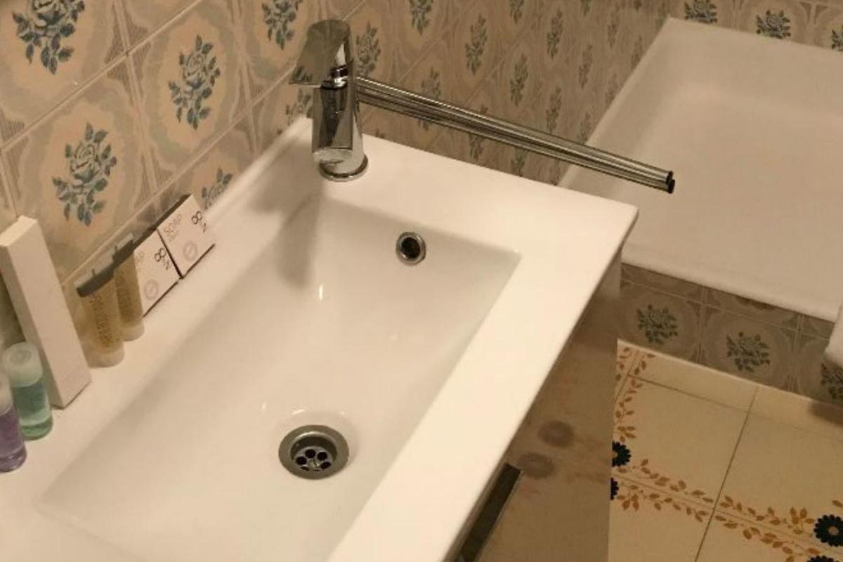 Berulia Rooms Brela Bagian luar foto