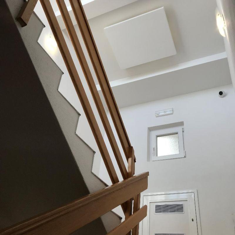 Berulia Rooms Brela Bagian luar foto
